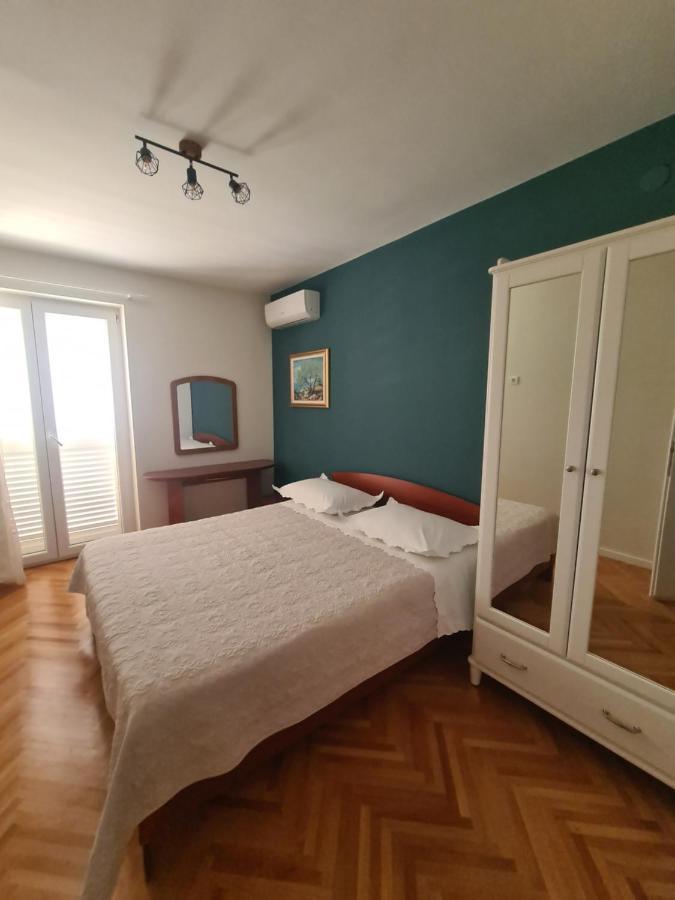 Apartment Nena & Petar Makarska Ngoại thất bức ảnh