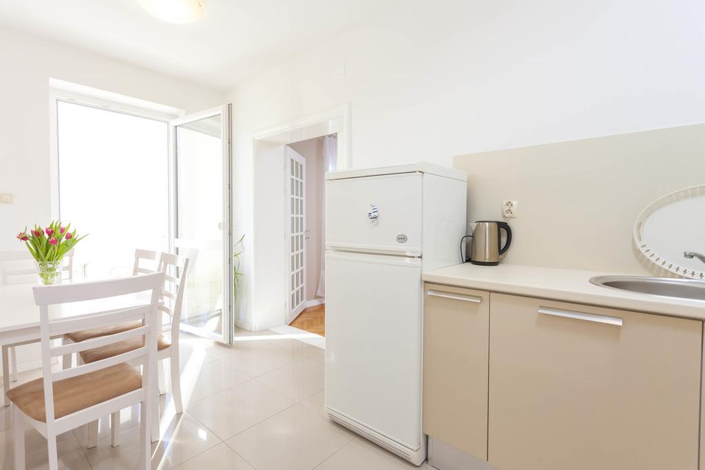 Apartment Nena & Petar Makarska Ngoại thất bức ảnh