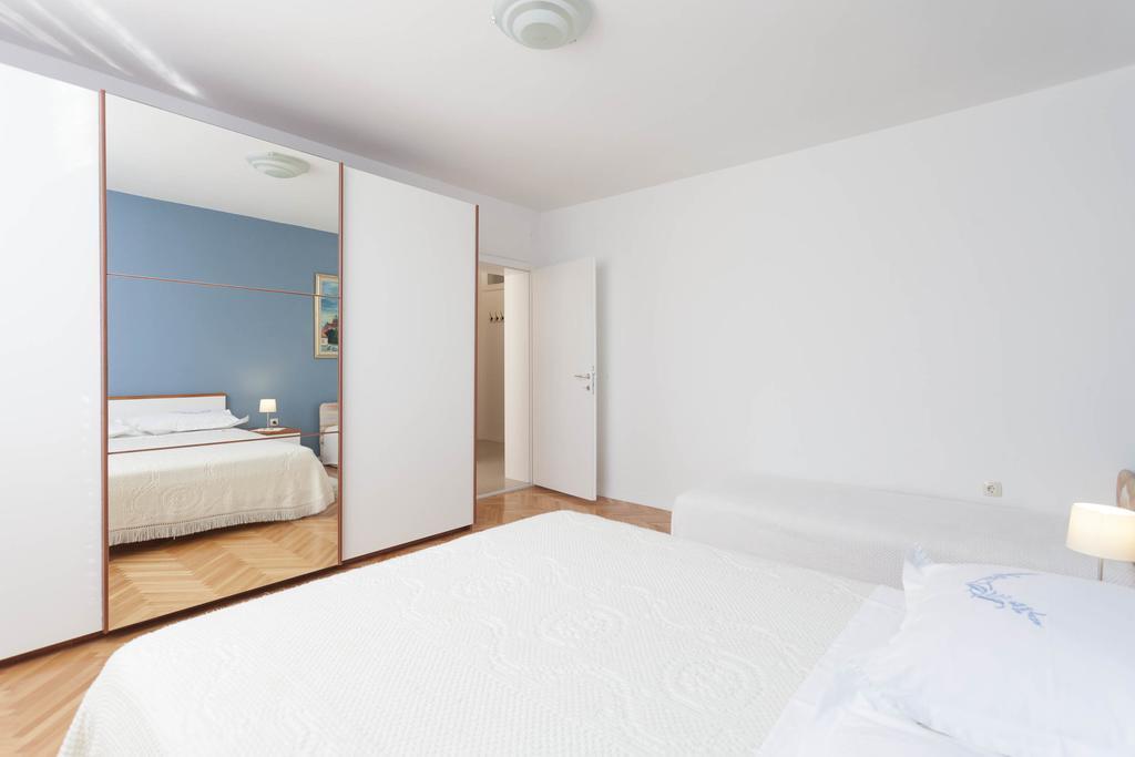 Apartment Nena & Petar Makarska Ngoại thất bức ảnh