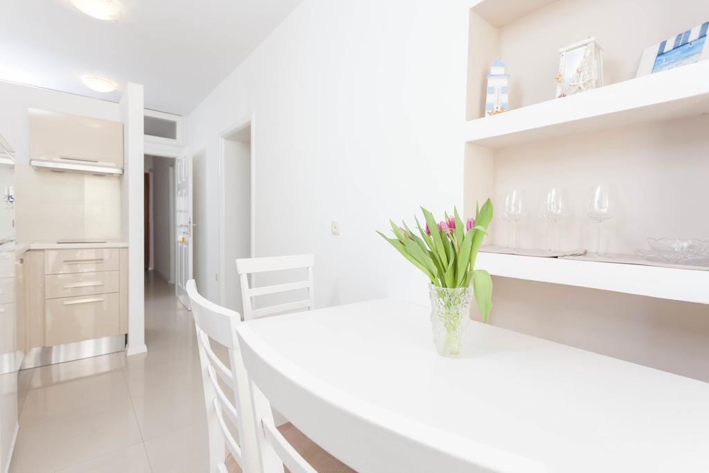 Apartment Nena & Petar Makarska Ngoại thất bức ảnh