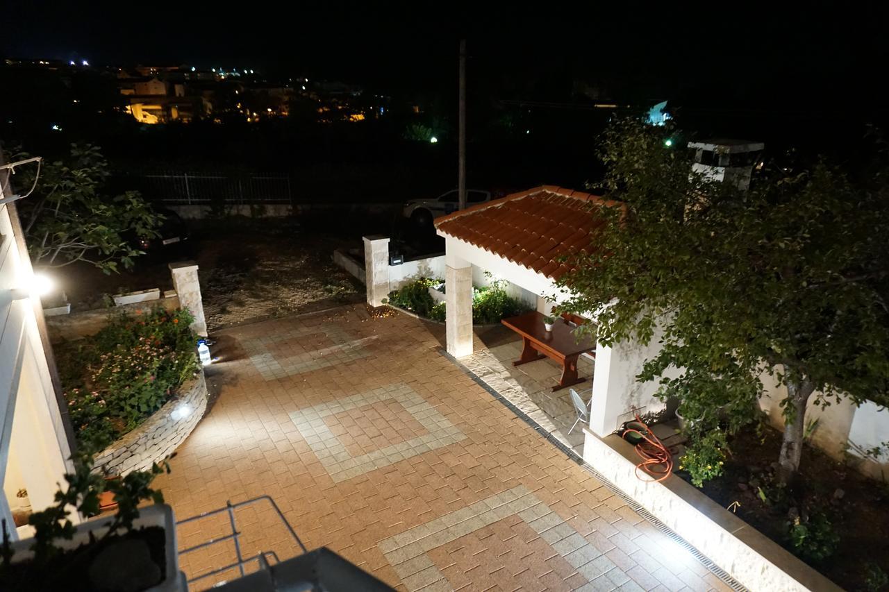 Apartment Nena & Petar Makarska Ngoại thất bức ảnh